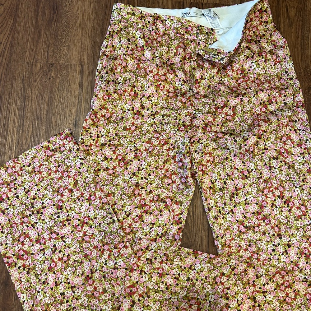 Zara Pink and Green Floral Wide-Leg Trousers. M